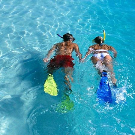 Windsong On The Reef Hotel Grace Bay Exterior foto