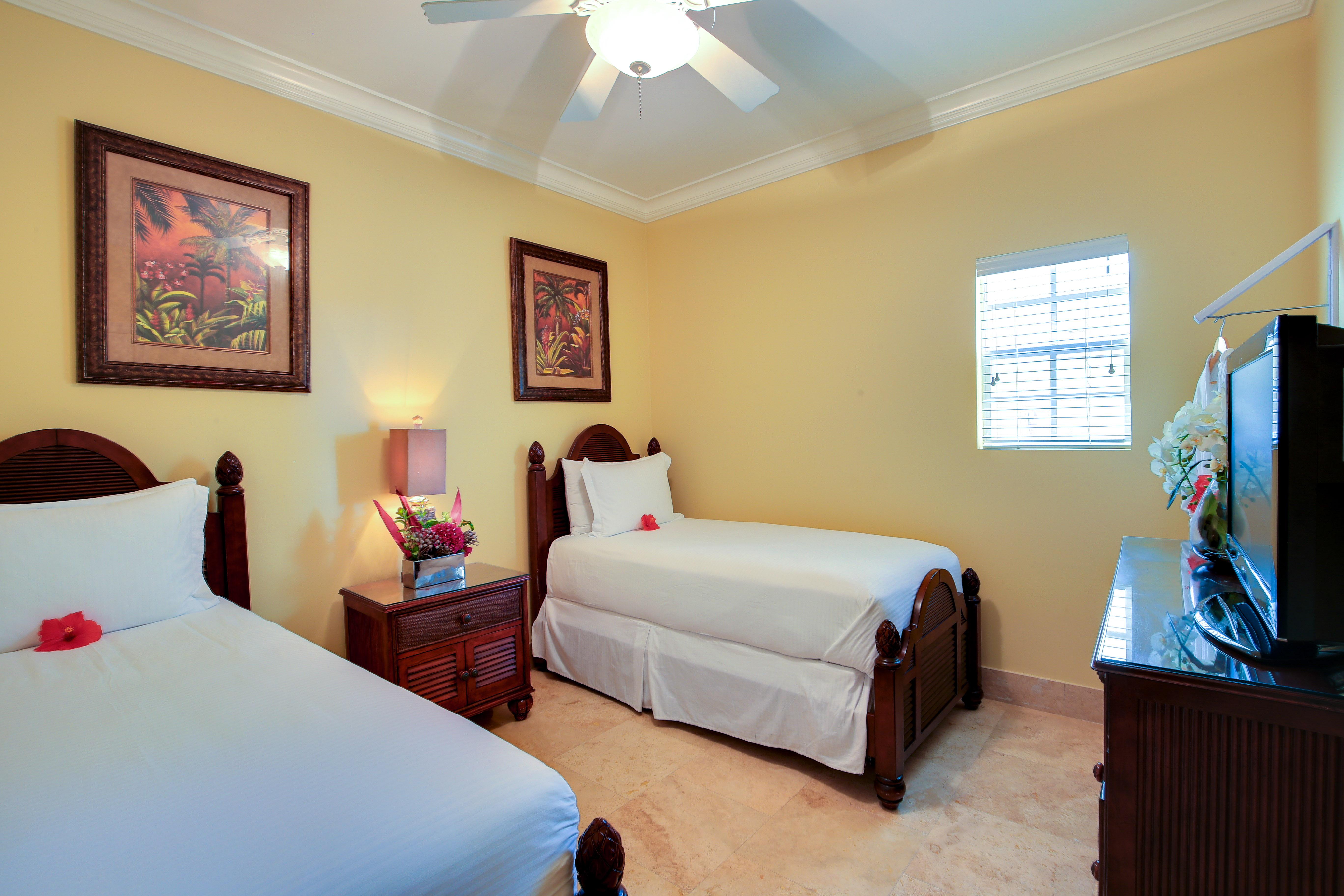 Windsong On The Reef Hotel Grace Bay Exterior foto